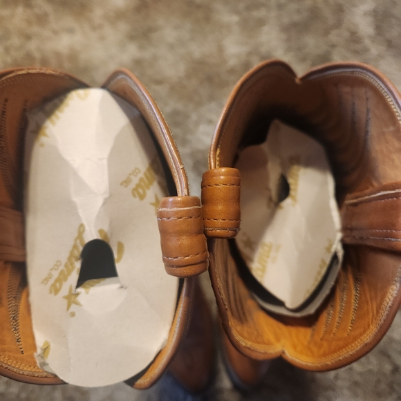 Vintage Tony Lama Brown Western Heeled Boots Size 7 - Picture 11 of 11